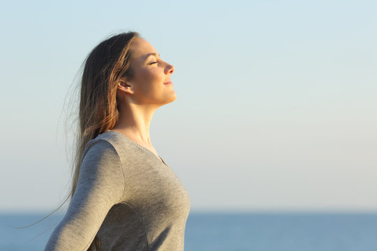 ピラティスで呼吸を整える！健康と活力を取り戻す方法