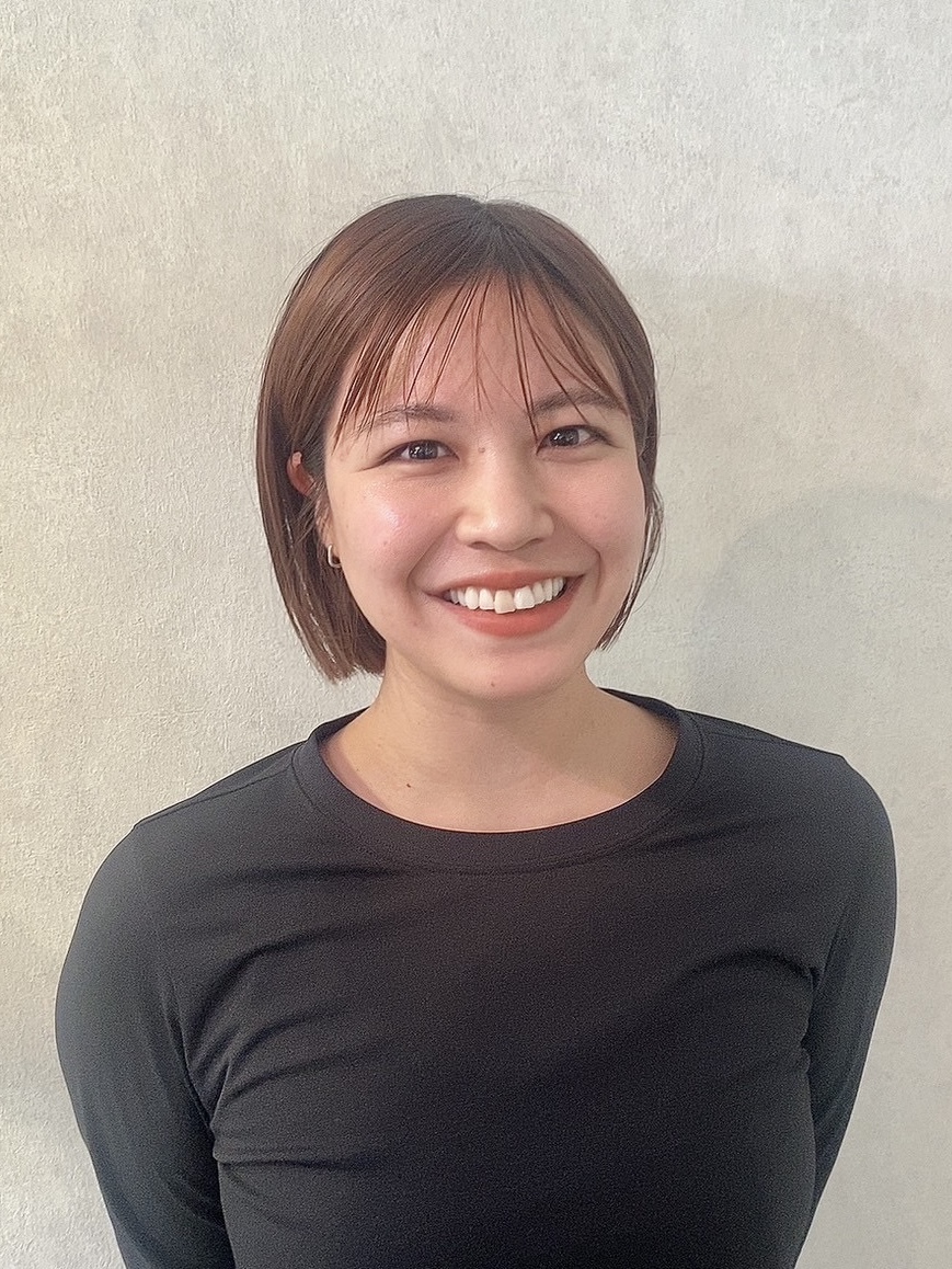 La pilates表参道店の女性インストラクター