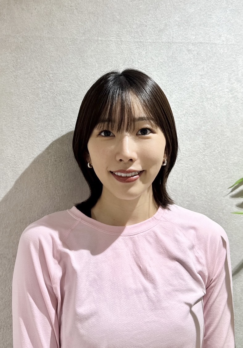 La pilates名駅店の女性インストラクター