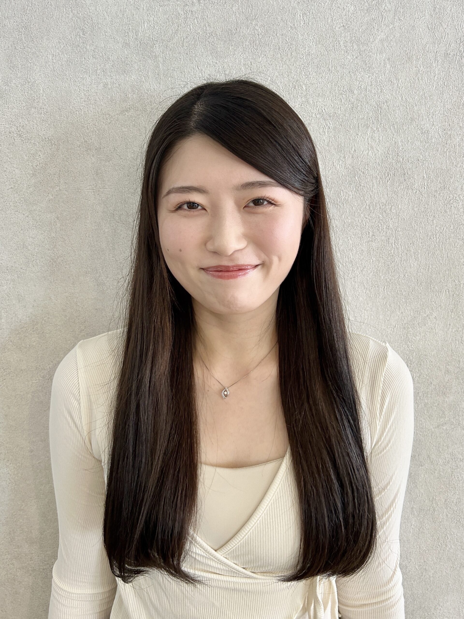 La pilates神戸元町店の女性インストラクター