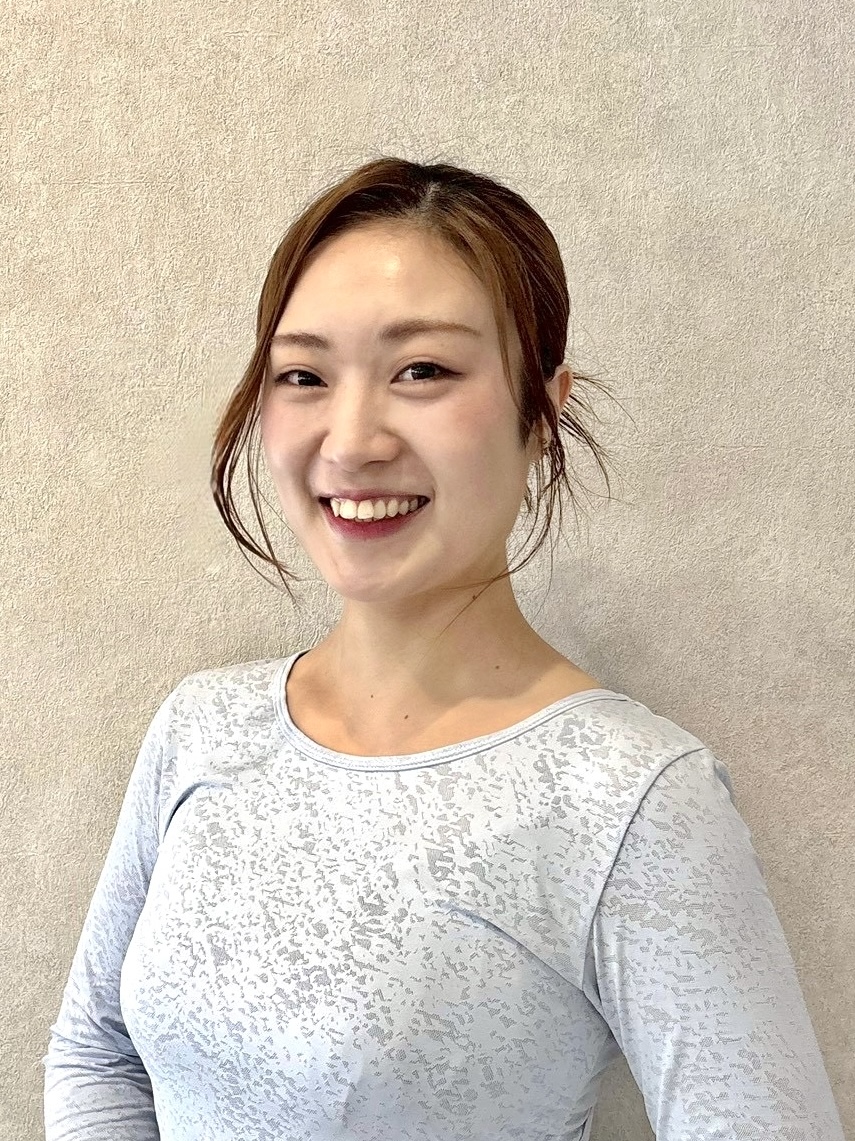 La pilates福岡天神店の女性インストラクター