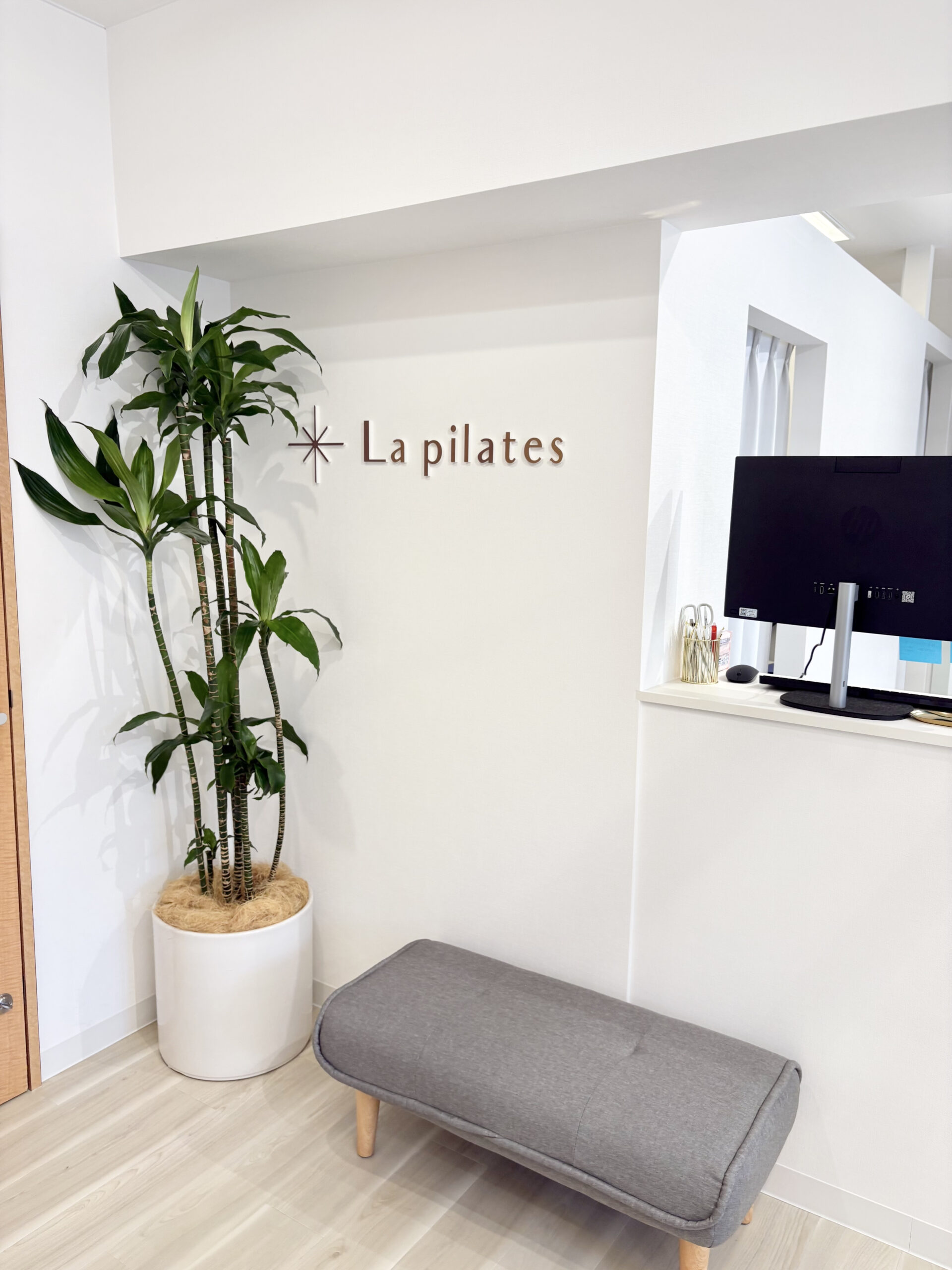 La pilates茶屋町店入り口