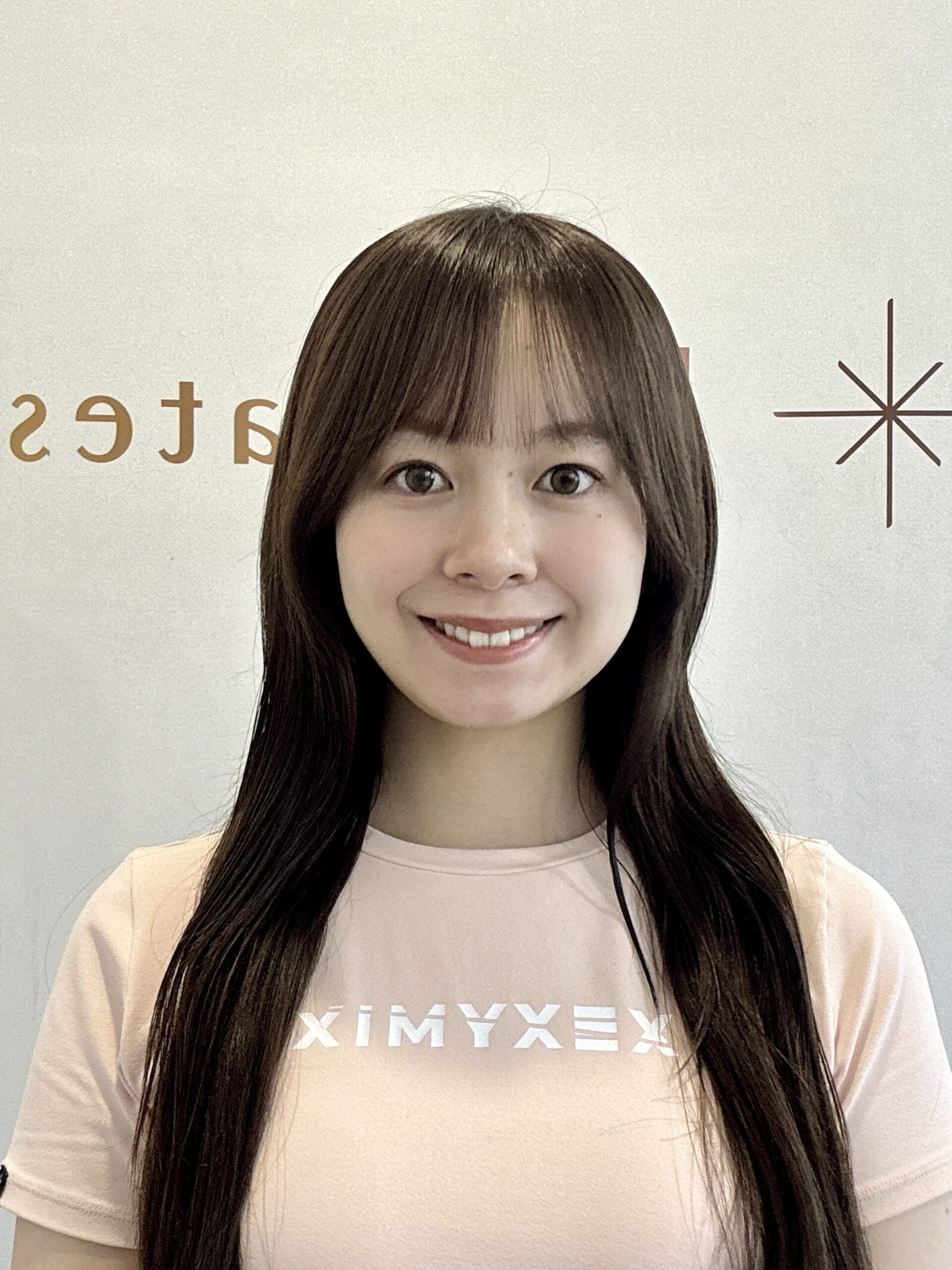 La pilates府中店の女性インストラクター