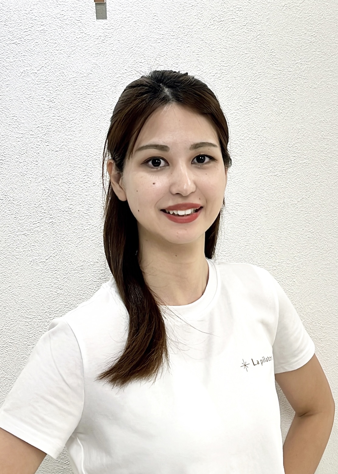 La pilates沖縄店の女性インストラクター