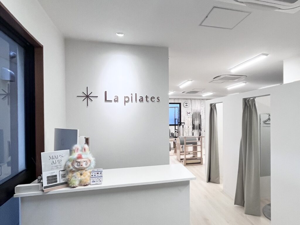La pilates沖縄店入り口