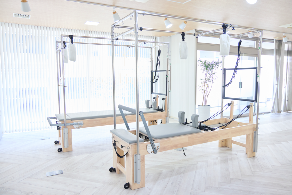 La pilatesスタジオの内観